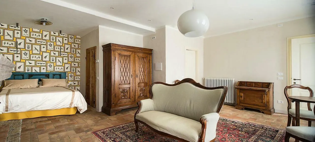 Bed and Breakfast A Casa Da Agata Лоро-Чуффенна Италия