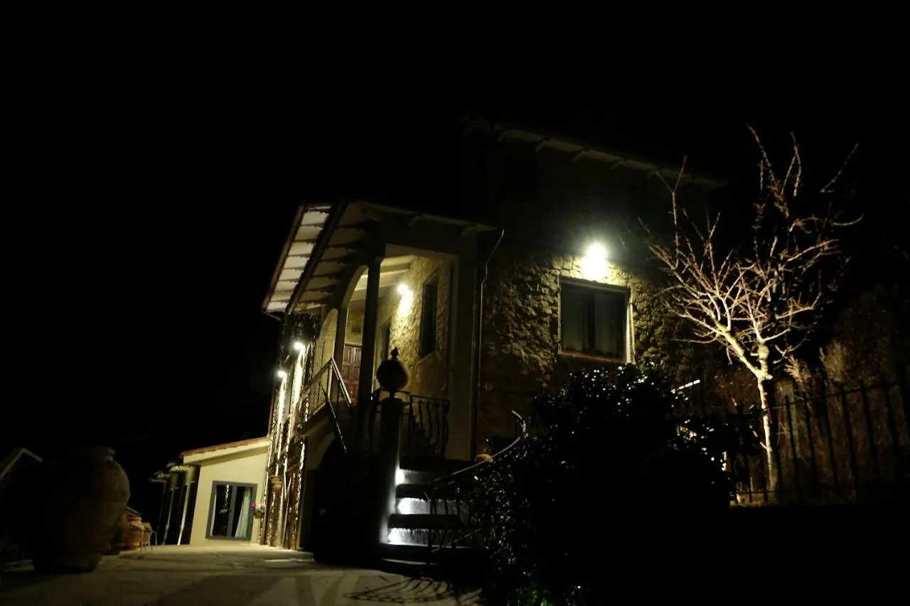 Bed and Breakfast A Casa Da Agata Лоро-Чуффенна Италия